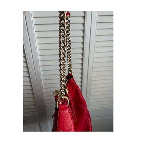 Authentic Gucci Soho red pebbled calf skin leather shoulder bag - Picture 7 of 16